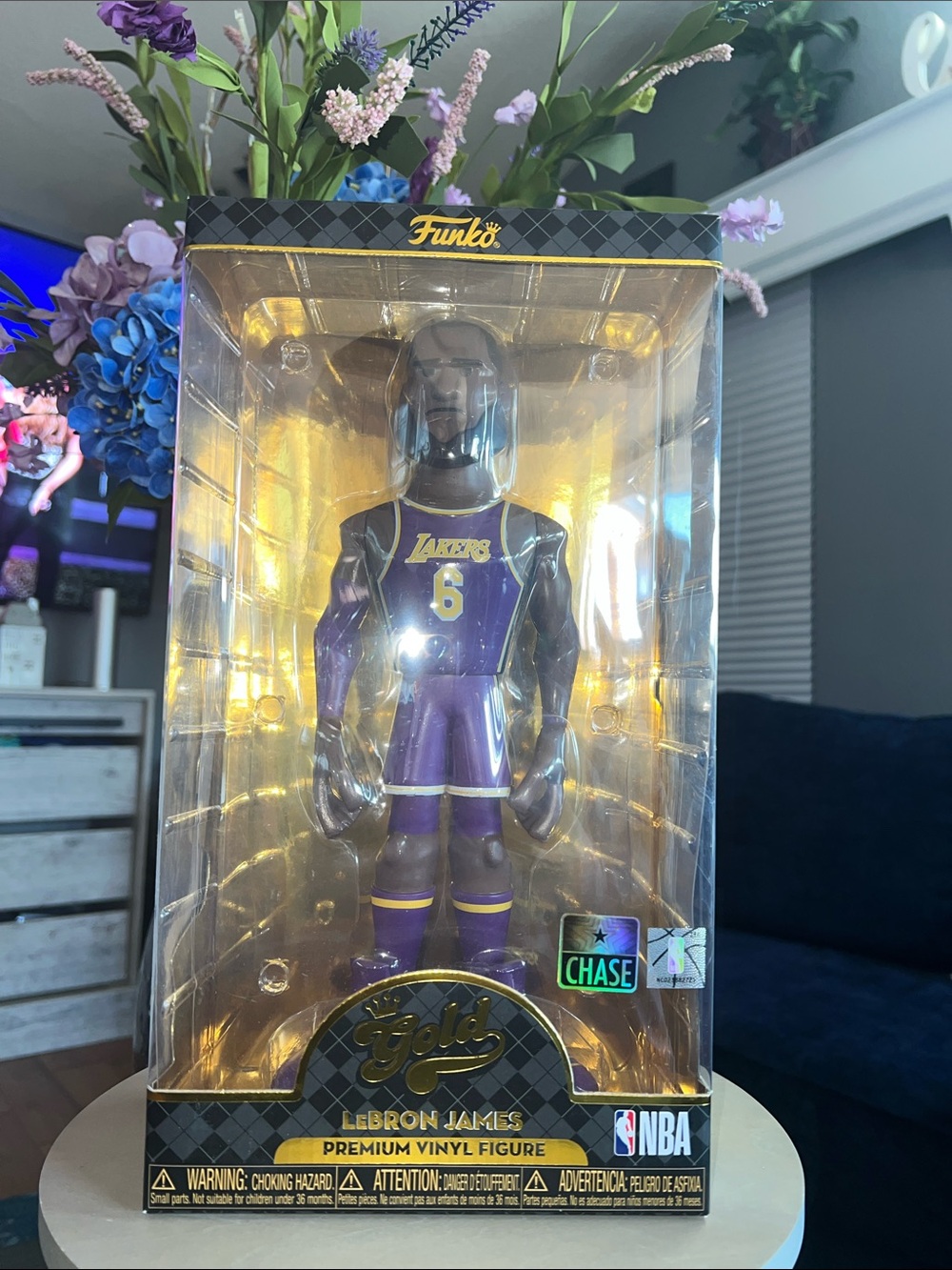 🟪Funko Gold LeBron James – CHASE Edition – Lakers #6 – Premium Vinyl – BNIB🟪